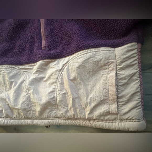 Fabletics Mallory Fleece Pullover – Plum & Mauve – Size M - Picture 7 of 12